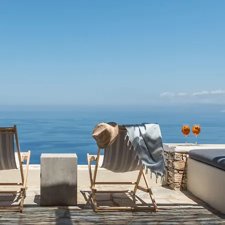 Verina Astra Pensión Artemonas